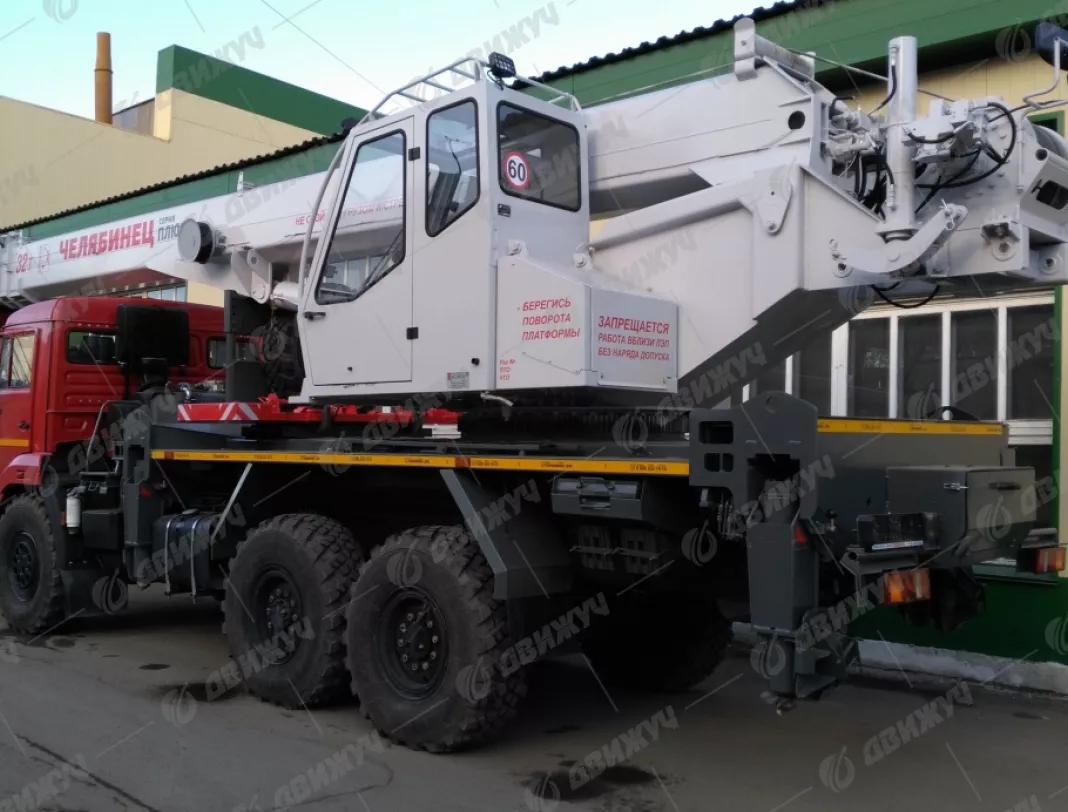 Автокран Челябинец КС-55733-26 на шасси КАМАЗ 43118-50 