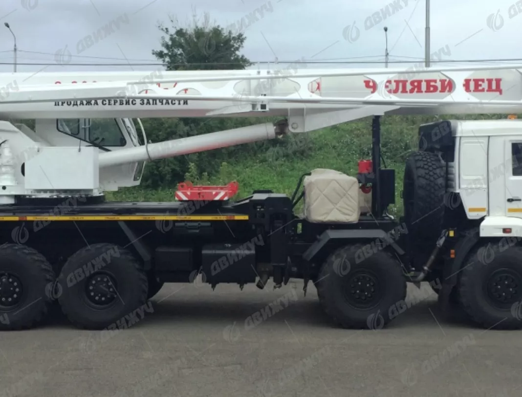 Автокран Челябинец КС-65711М1-34 на шасси КАМАЗ 63501 (8х8)