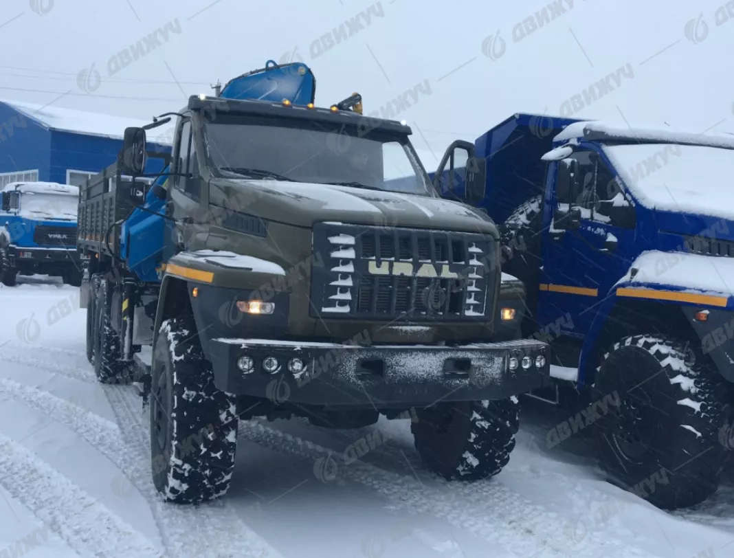 Бортовой Урал Next 4320-74 с КМУ ИМ-150