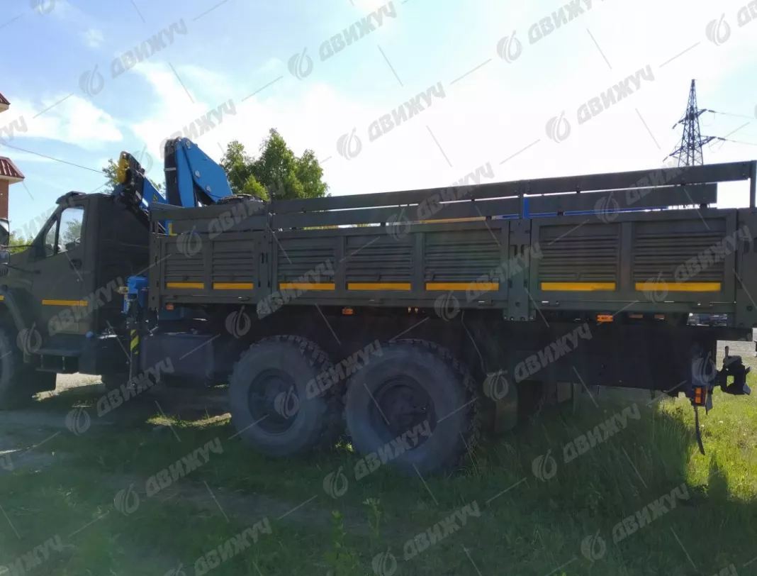 Бортовой Урал Next 4320-74 с КМУ ИМ-150