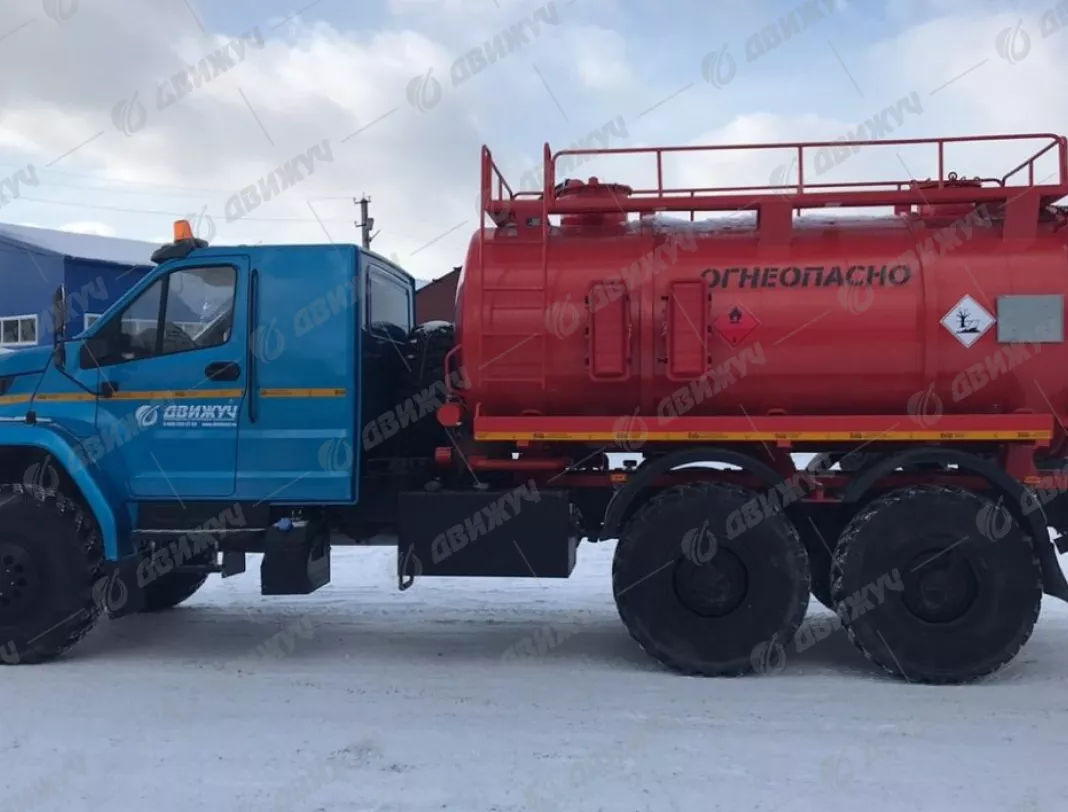 АКН-10 ОД на шасси Урал NEXT 4320-72Е5 со спальником