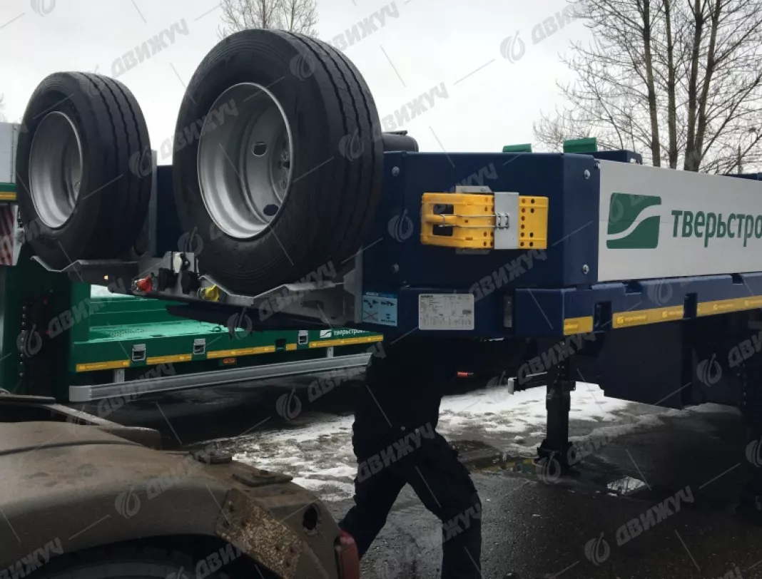 Полуприцеп-трал раздвижной (3-х осный)