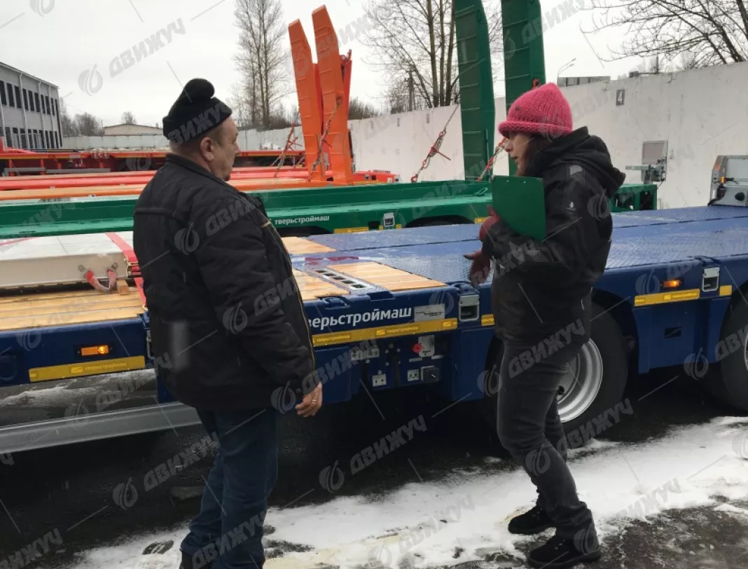 Полуприцеп-трал раздвижной (3-х осный)