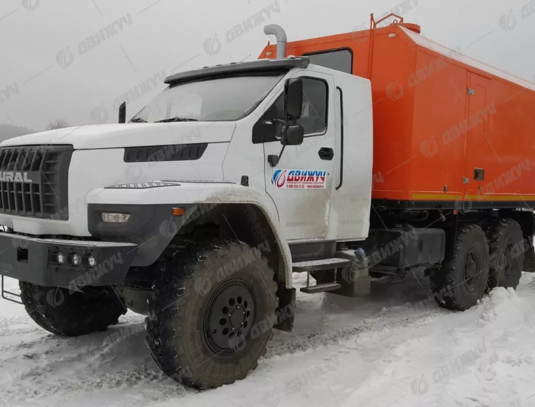 ППУ 1600/100 на шасси Урал Next 4320-72 (2 топливных бака)