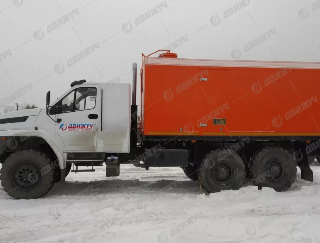 ППУ 1600/100 на шасси Урал Next 4320-72 (2 топливных бака)