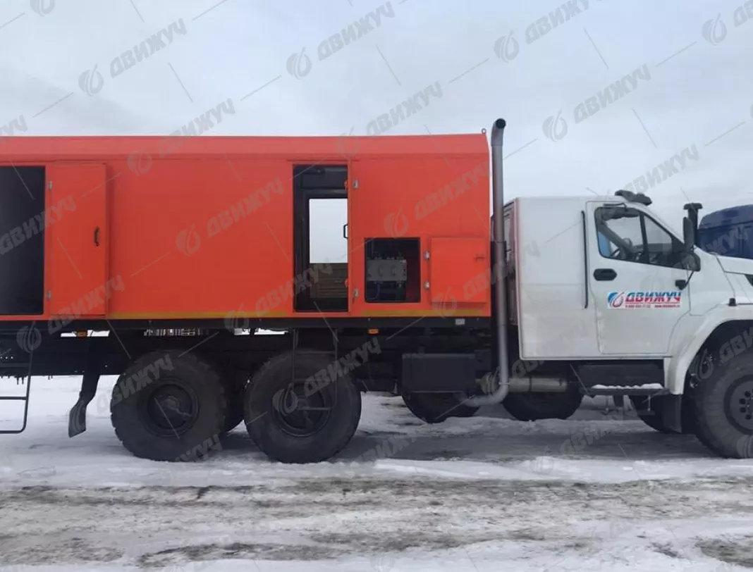 ППУ 1600/100 на шасси Урал Next 4320-72 (2 топливных бака)