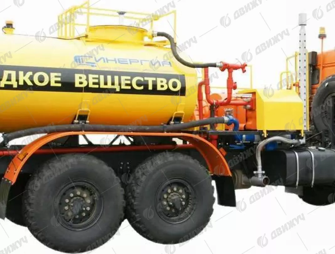 Агрегат кислотной обработки скважин СИН-32 КАМАЗ-43118-50 (КПП 154, 50 МПа, диаметр плунжера 100)