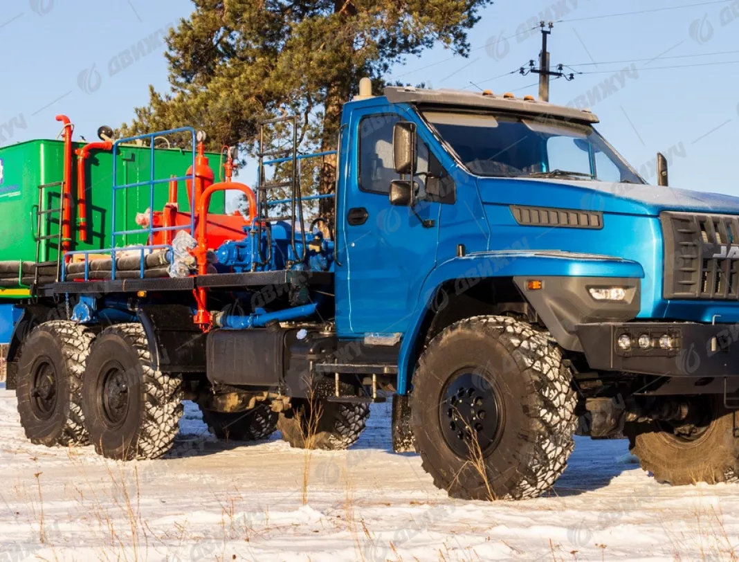 Цементировочный агрегат ЦА-320 на шасси Урал Next 4320-74 без ВПБ