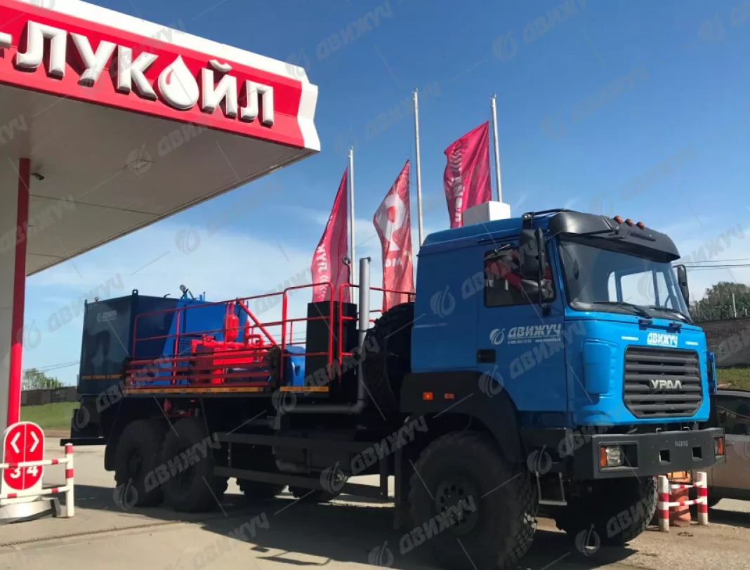 Цементировочный агрегат ЦА-320 на шасси Урал 4320-80 без ВПБ