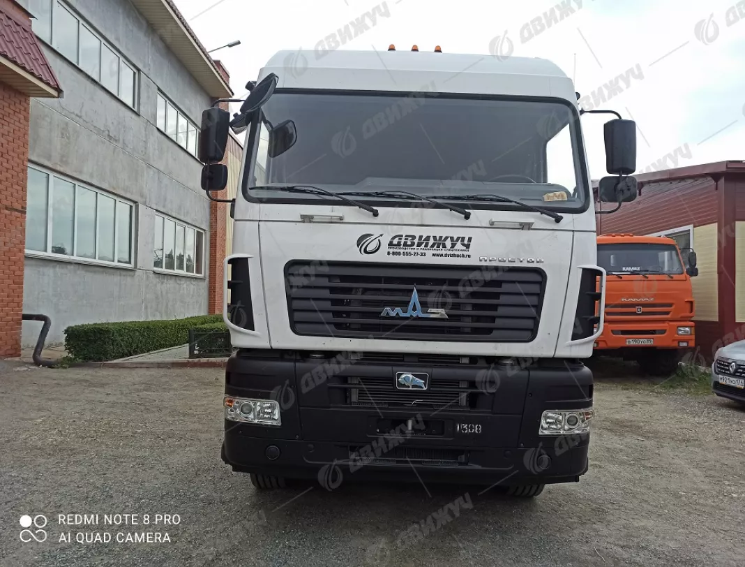 Седельный тягач МАЗ 6430C9-520-010