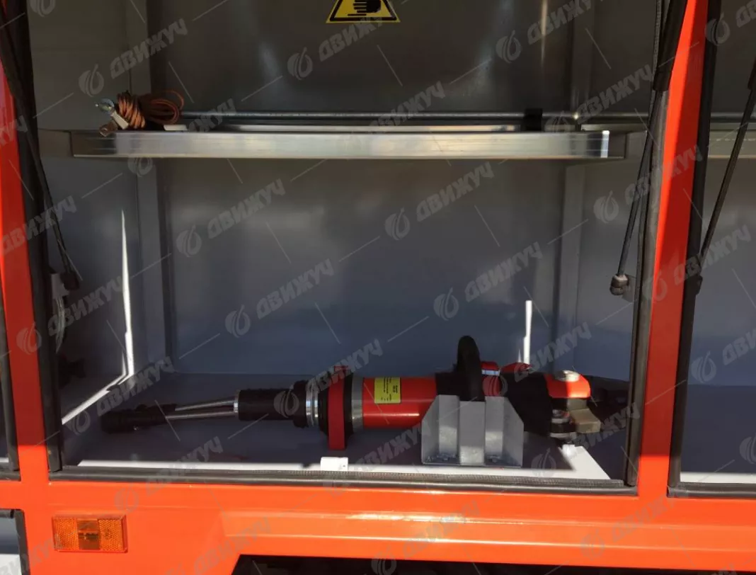 Автоцистерна пожарная АЦ-2,6-40 (33086) на базовом шасси ГАЗ-33086