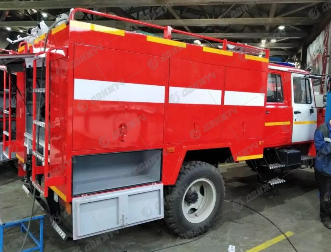 Автоцистерна пожарная АЦ-2,6-40 (33086) на базовом шасси ГАЗ-33086