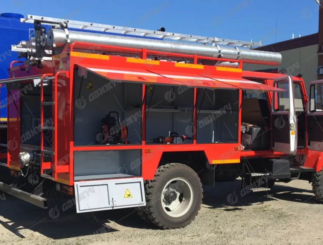 Автоцистерна пожарная АЦ-2,6-40 (33086) на базовом шасси ГАЗ-33086