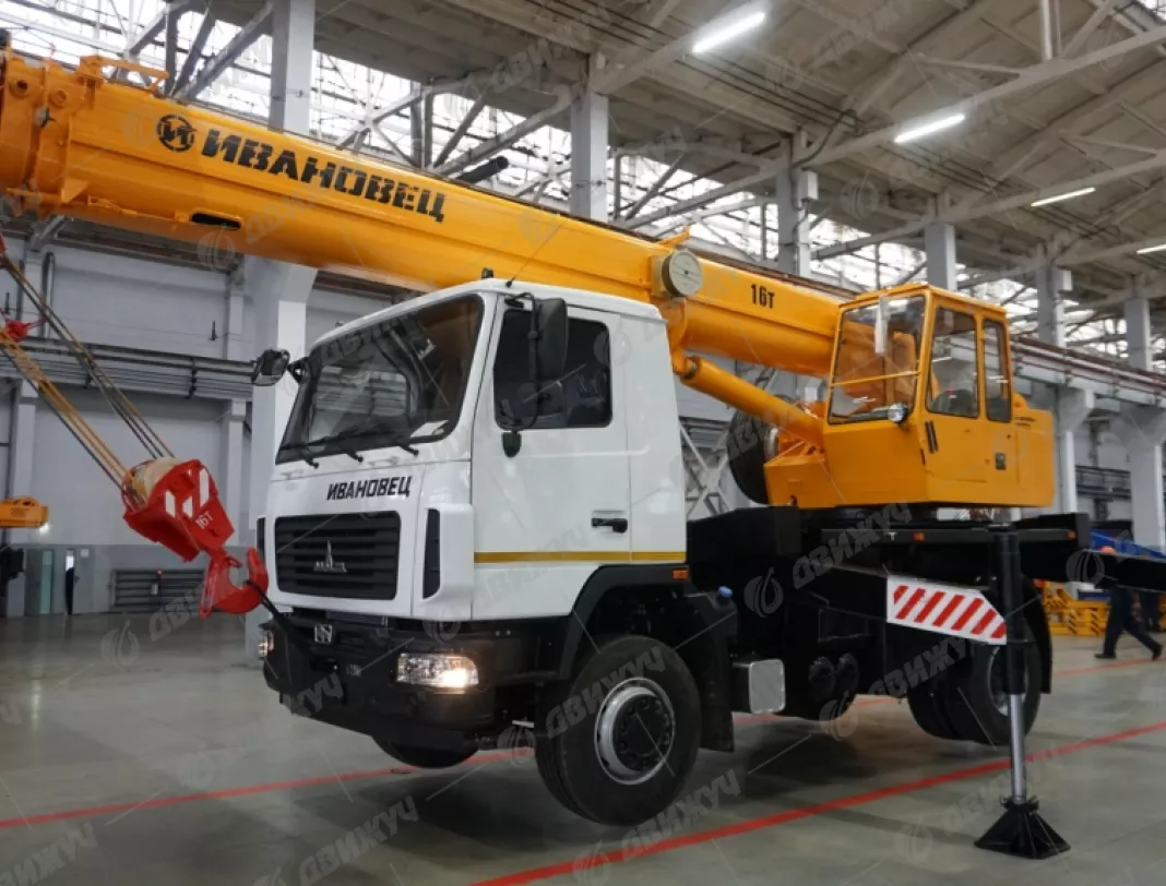 Автокран Ивановец  35715 на шасси МАЗ-5340С2