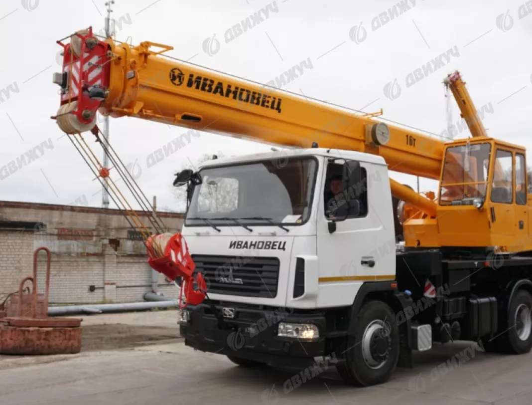 Автокран Ивановец  35715 на шасси МАЗ-5340С2