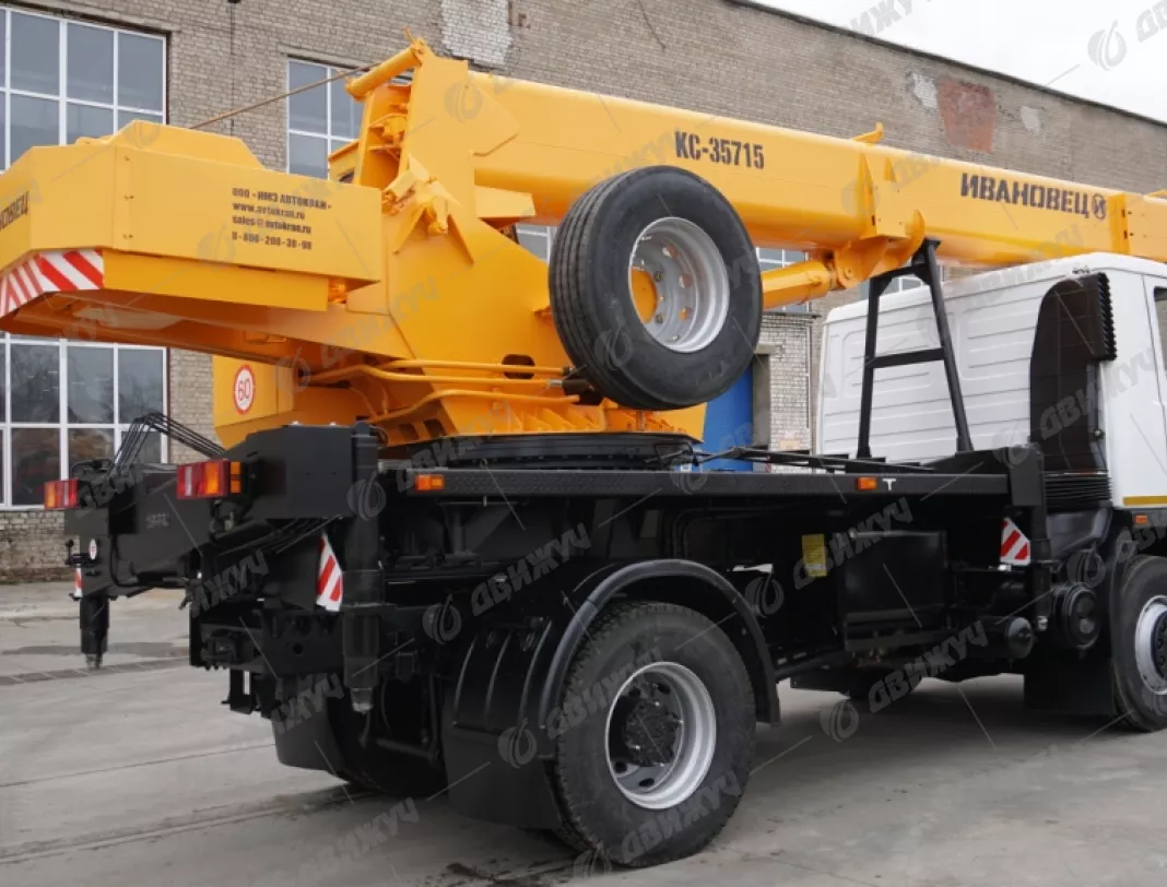 Автокран Ивановец  35715 на шасси МАЗ-5340С2