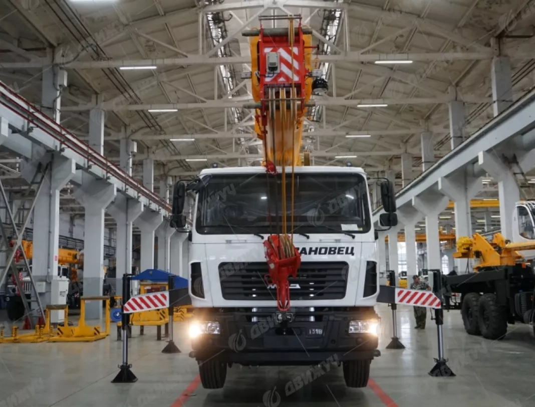 Автокран Ивановец  35715 на шасси МАЗ-5340С2