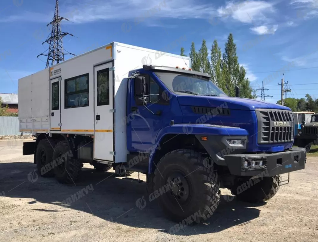 ГПА на шасси Урал Next 4320-72 (с тентом и грузовой талью)