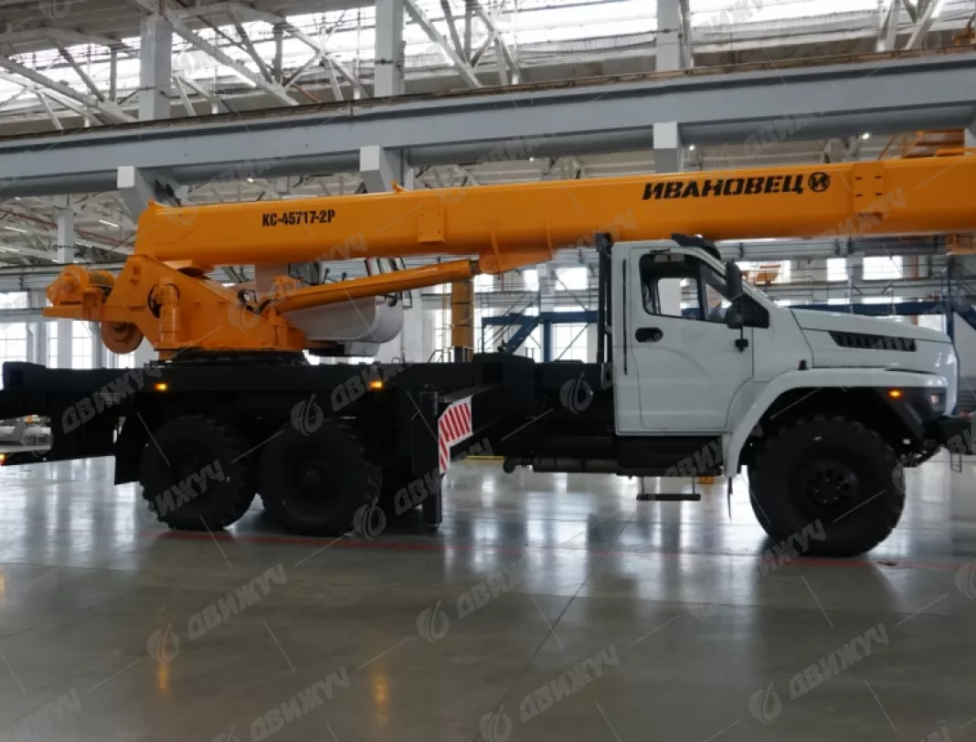 АВТОКРАН ИВАНОВЕЦ КС-45717-2Р Air на шасси УРАЛ-4320 Next