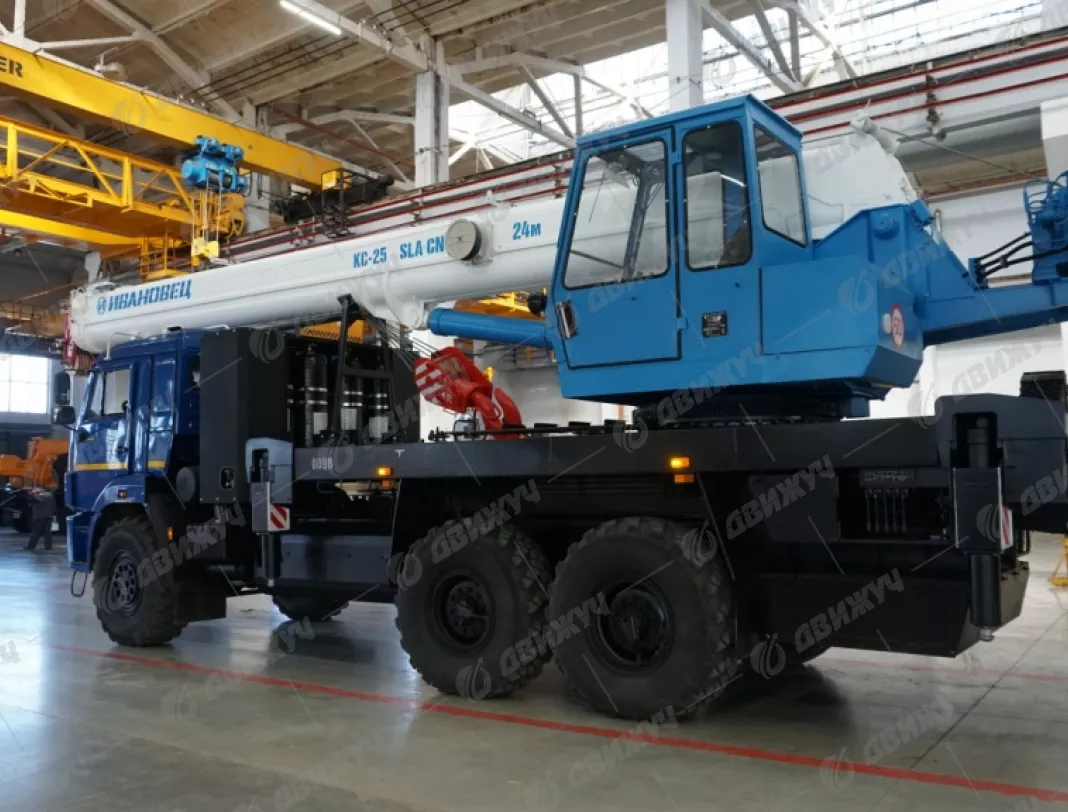 АВТОКРАН ИВАНОВЕЦ КС-45717К-3-58 на шасси KAMAЗ 43118