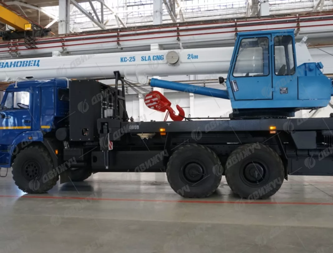АВТОКРАН ИВАНОВЕЦ КС-45717К-3-58 на шасси KAMAЗ 43118