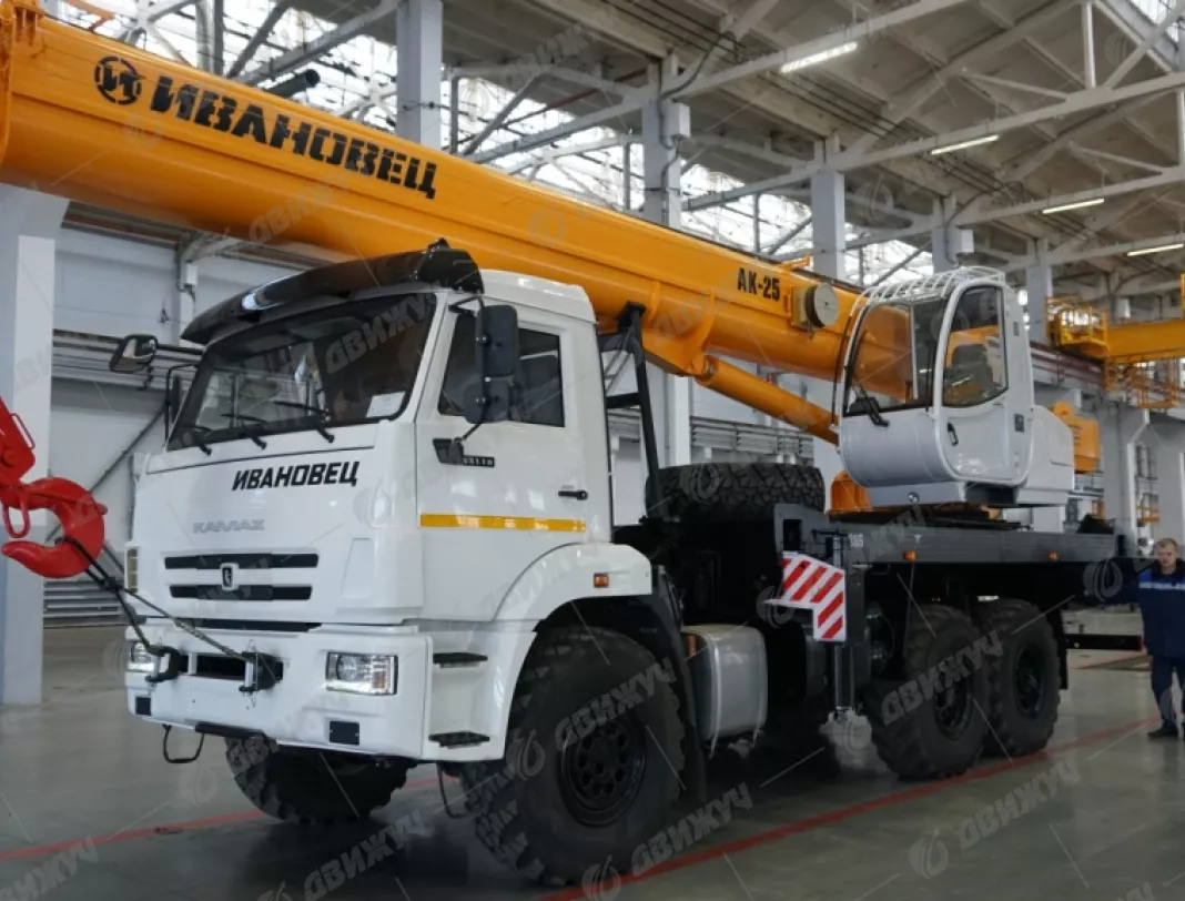 АВТОКРАН ИВАНОВЕЦ КС-45717К-3Р Аir на шасси KAMAЗ 43118