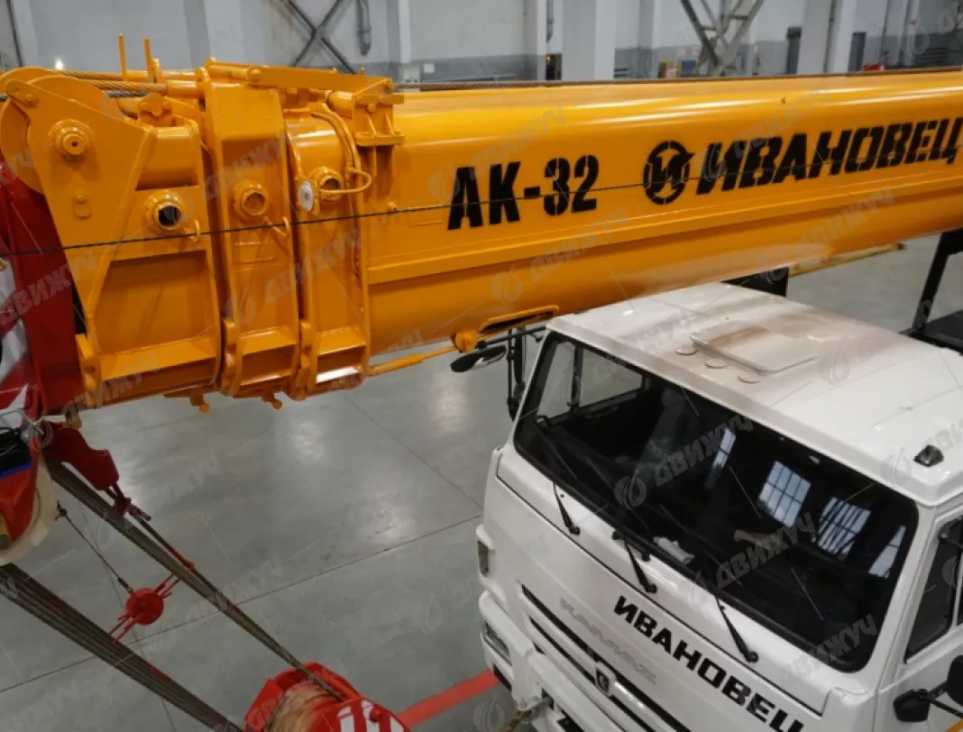 АВТОКРАН ИВАНОВЕЦ КС-55717К-1 на шасси КАМАЗ-6540