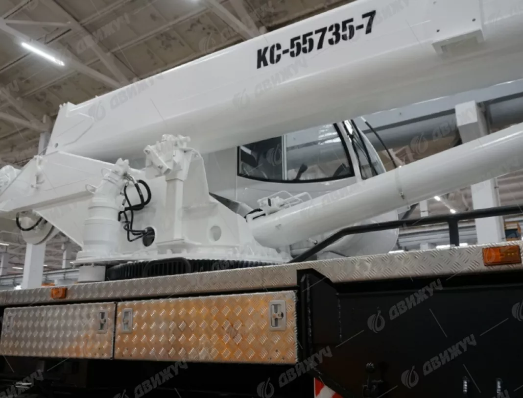 АВТОКРАН ИВАНОВЕЦ КС-55735-7 на шасси КАМАЗ-63501