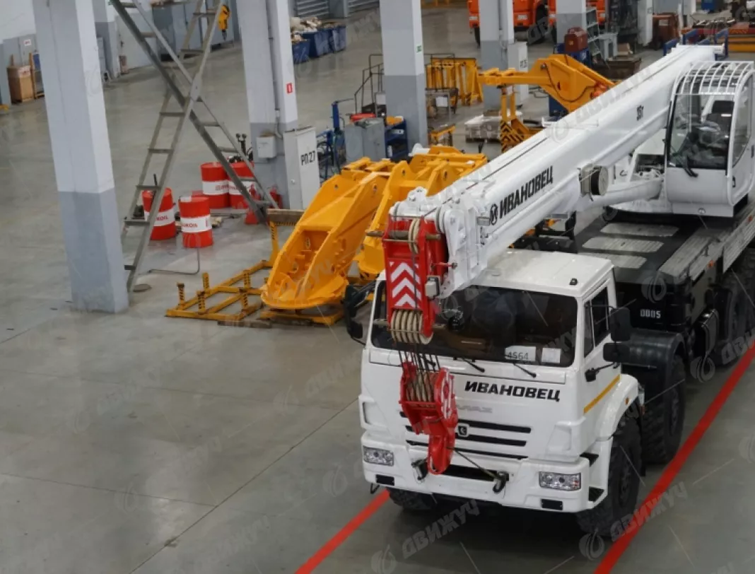 АВТОКРАН ИВАНОВЕЦ КС-55735-7 на шасси КАМАЗ-63501