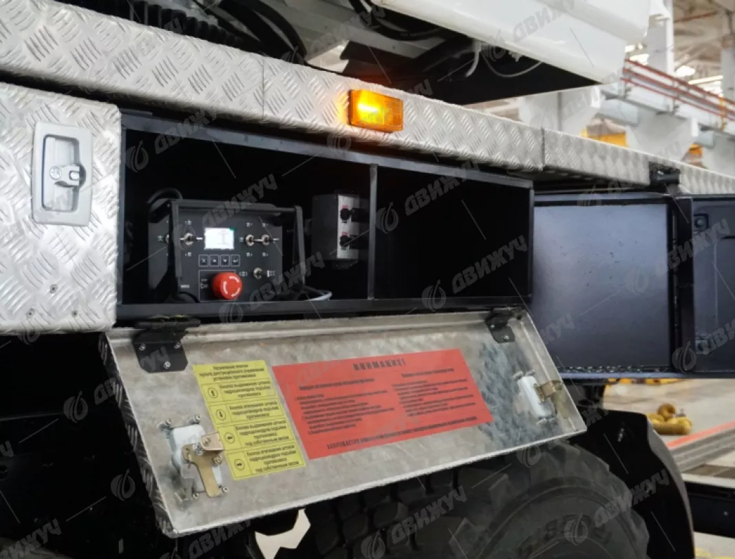АВТОКРАН ИВАНОВЕЦ КС-55735-7 на шасси КАМАЗ-63501