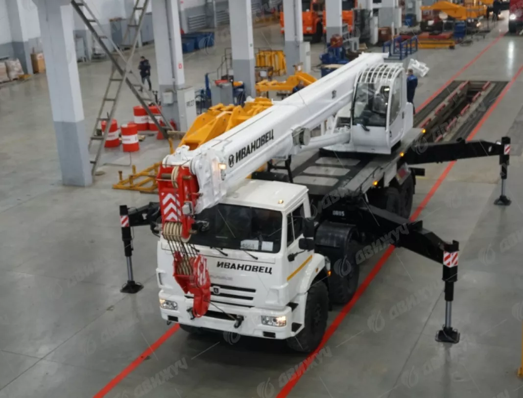 АВТОКРАН ИВАНОВЕЦ КС-55735-7 на шасси КАМАЗ-63501