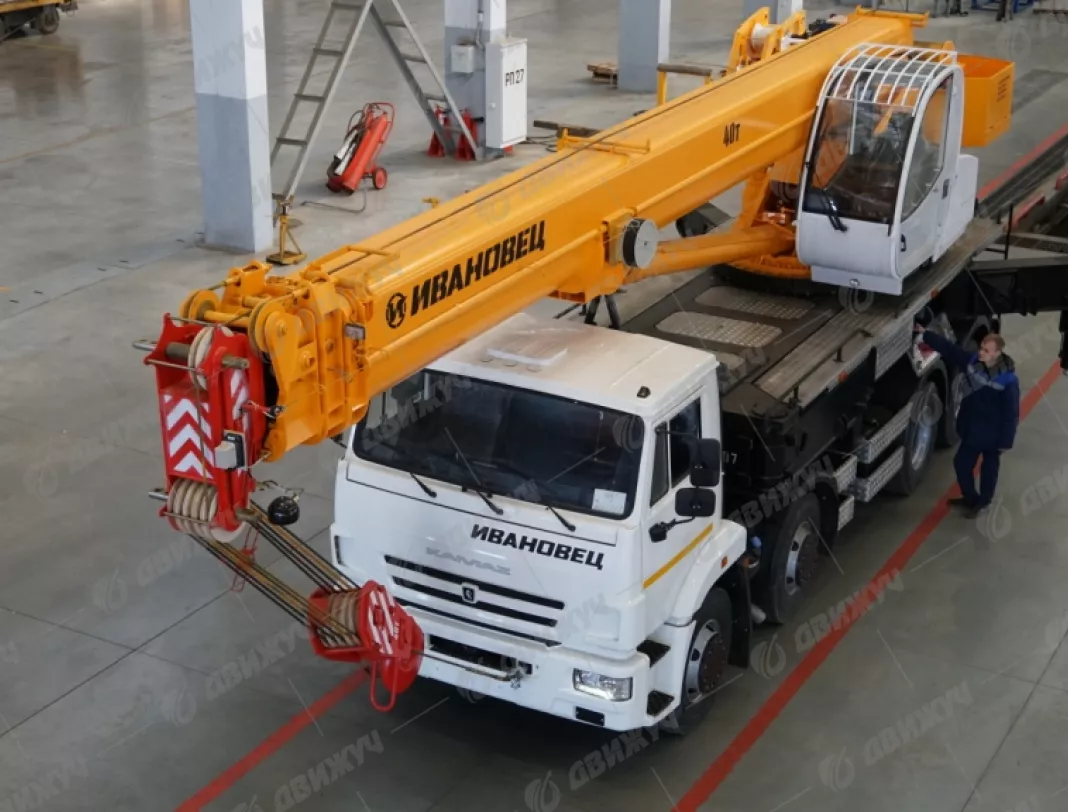 АВТОКРАН ИВАНОВЕЦ КС-65740-6 на шасси КАМАЗ-6540