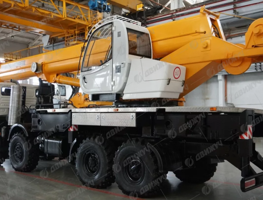 АВТОКРАН ИВАНОВЕЦ КС-65740-7 на шасси КАМАЗ-63501