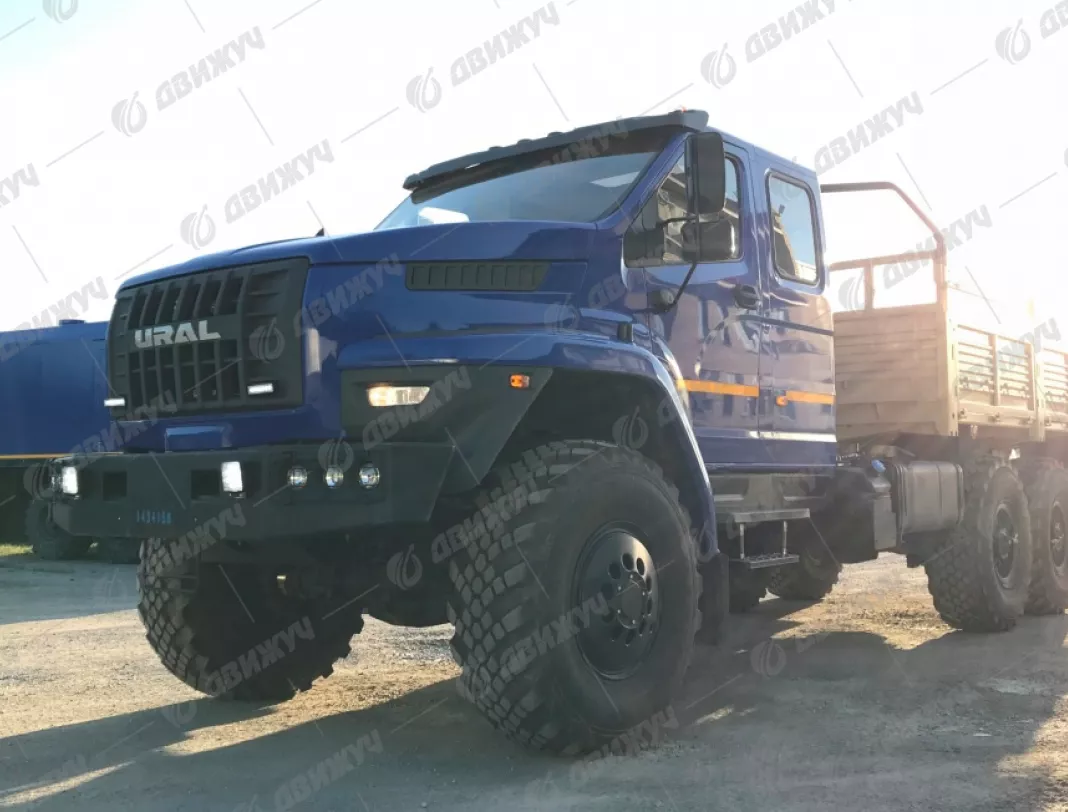 Бортовой Урал Next 4320-72Е5 (двухкабинка)