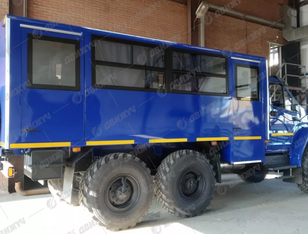 Вахтовый автобус Урал НЕКСТ 32551-5013-71Е5 (20 мест)