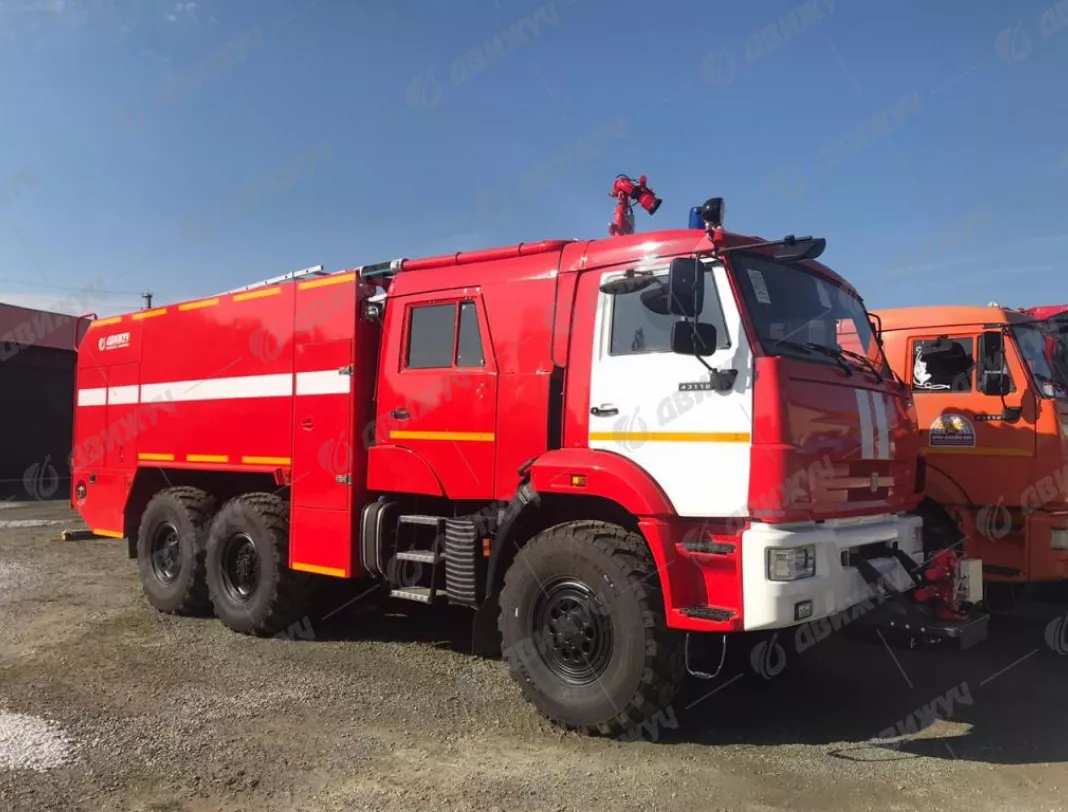 Аэродромный пожарный автомобиль АА-8,0-60 на базе КАМАЗ 43118 