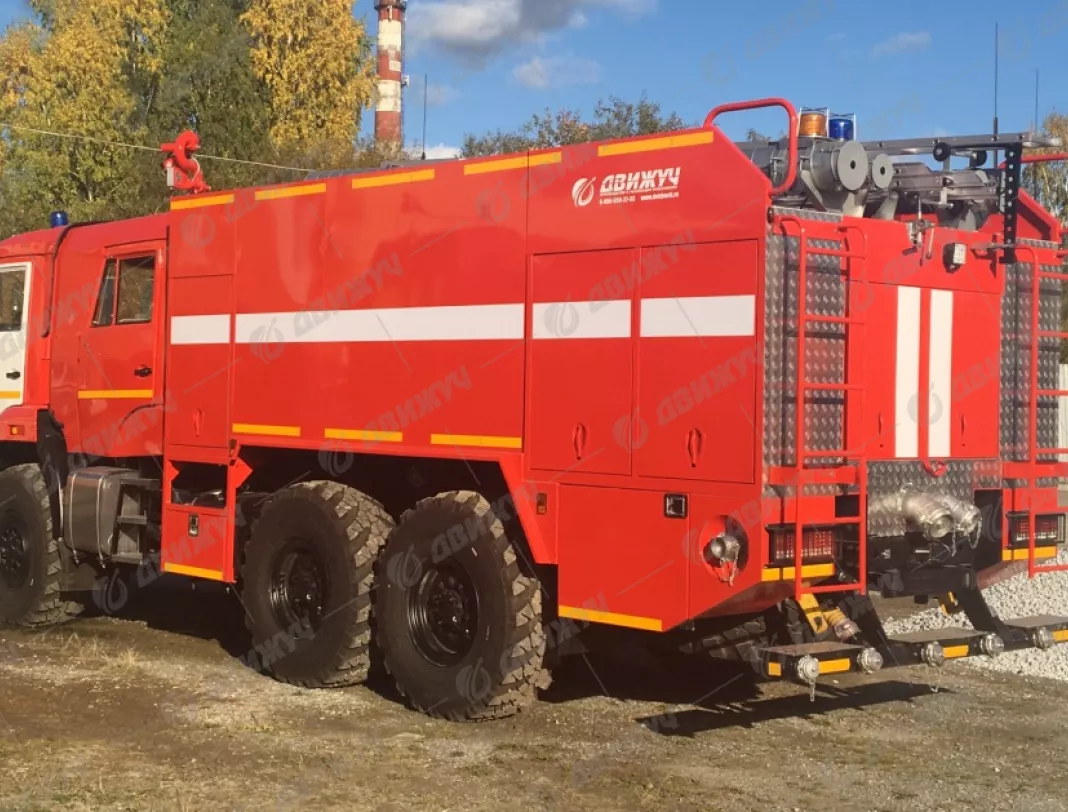 Аэродромный пожарный автомобиль АА-8,0-60 на базе КАМАЗ 43118 