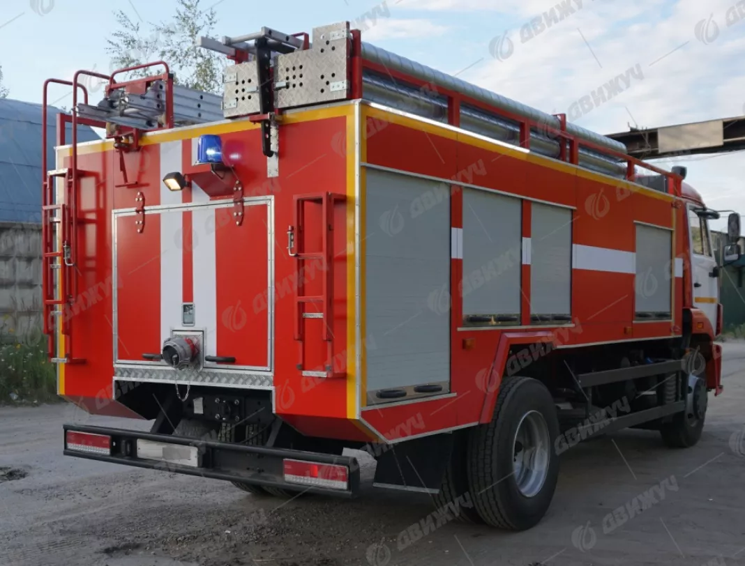 Автоцистерна пожарная АЦ-5,0-40(43253)