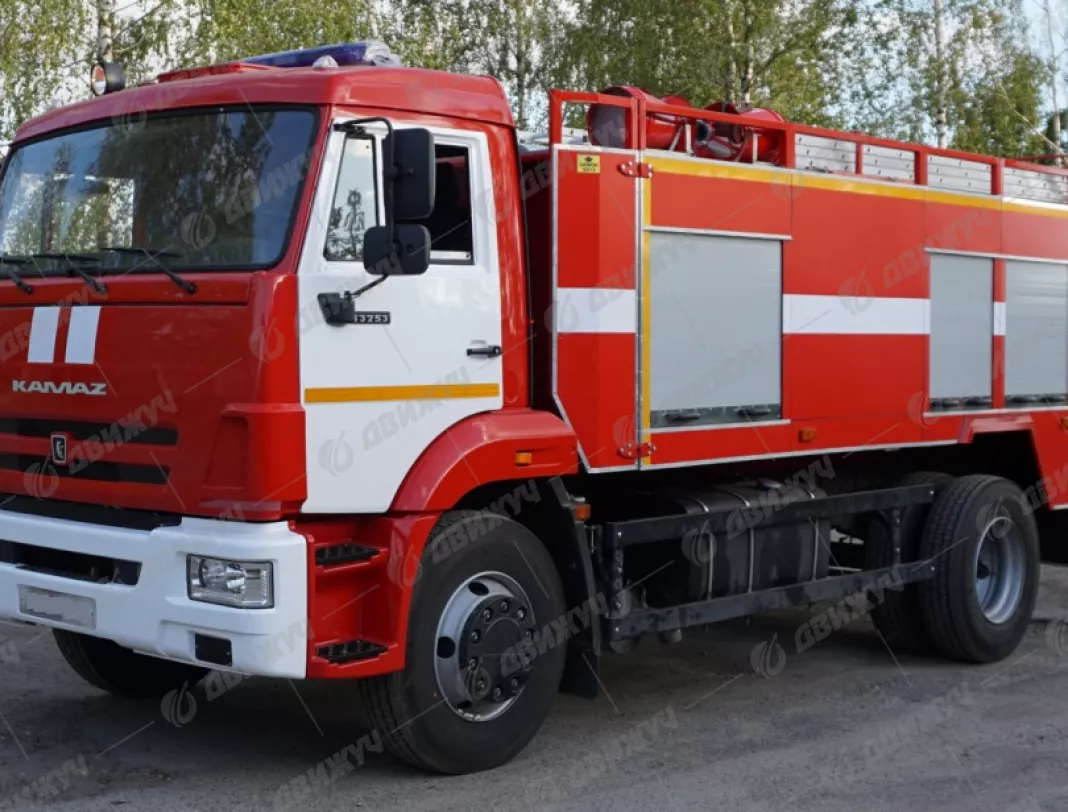 Автоцистерна пожарная АЦ-5,0-40(43253)