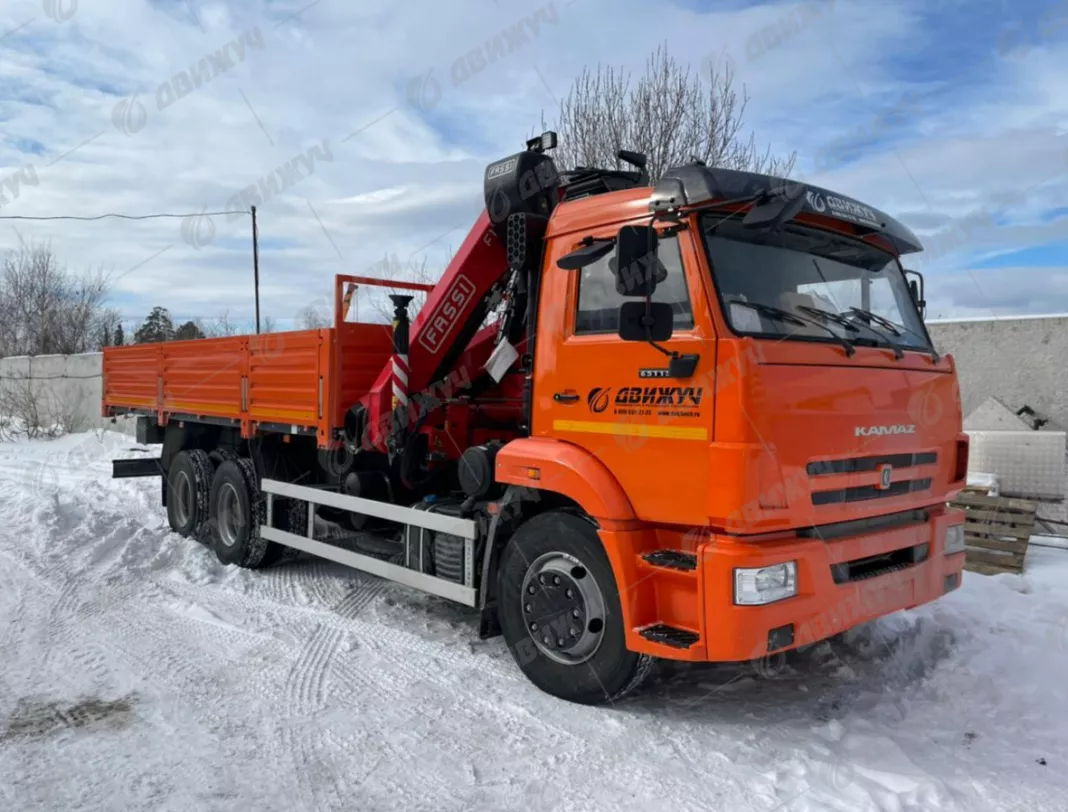 Бортовой КАМАЗ 65115 с КМУ Fassi F155А