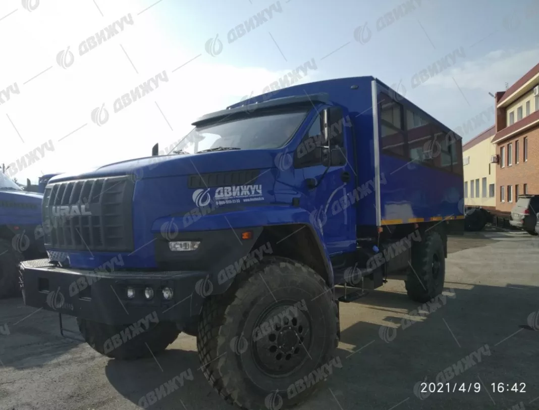 Вахтовый автобус Урал Next 32552-5013-71