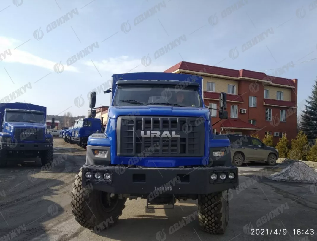 Вахтовый автобус Урал Next 32552-5013-71