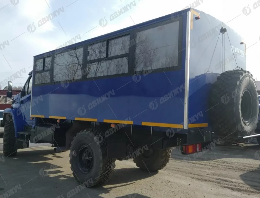 Вахтовый автобус Урал Next 32552-5013-71