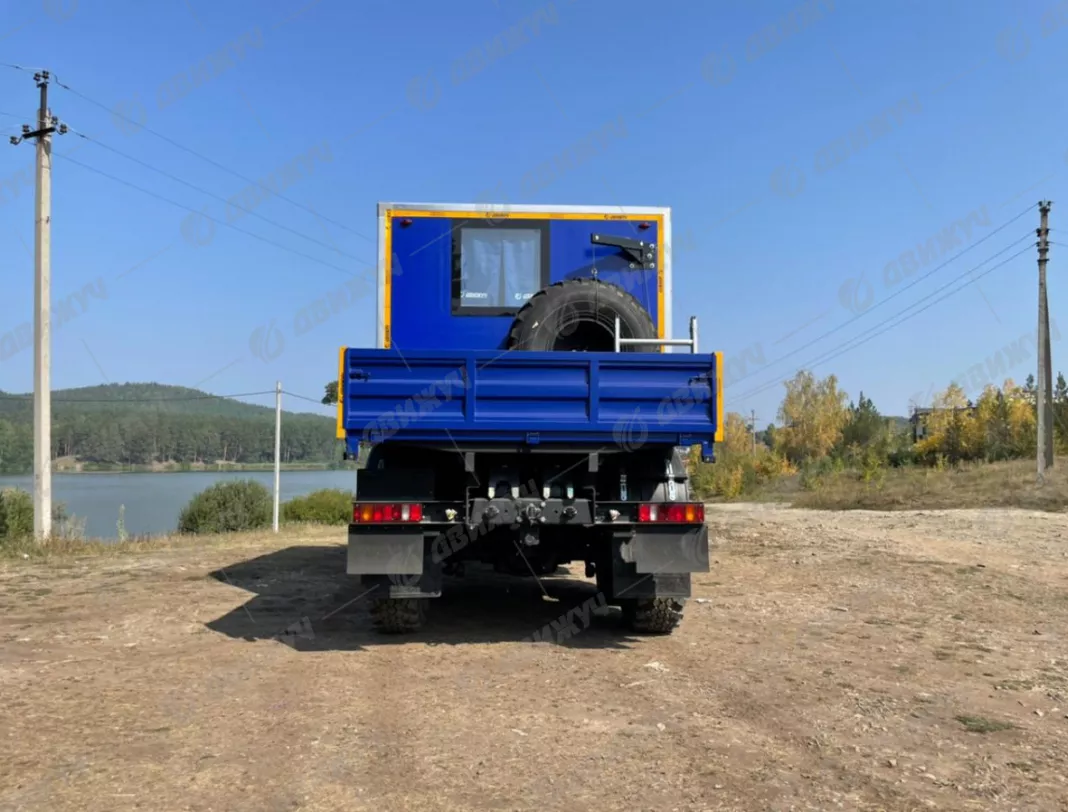 Грузопассажирская вахта на шасси Урал Next 4320-72