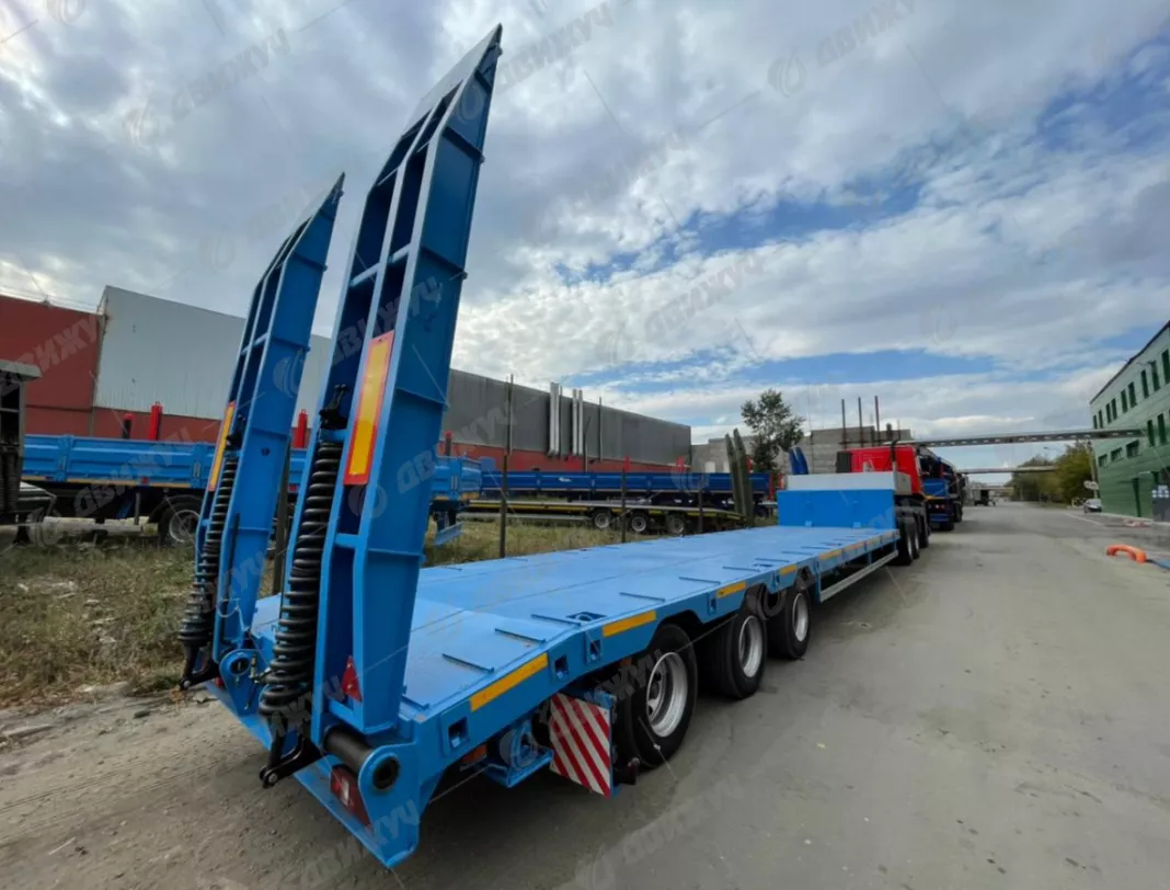 Полуприцеп-тяжеловоз автомобильный ЧМЗАП-9906-ВУЗ