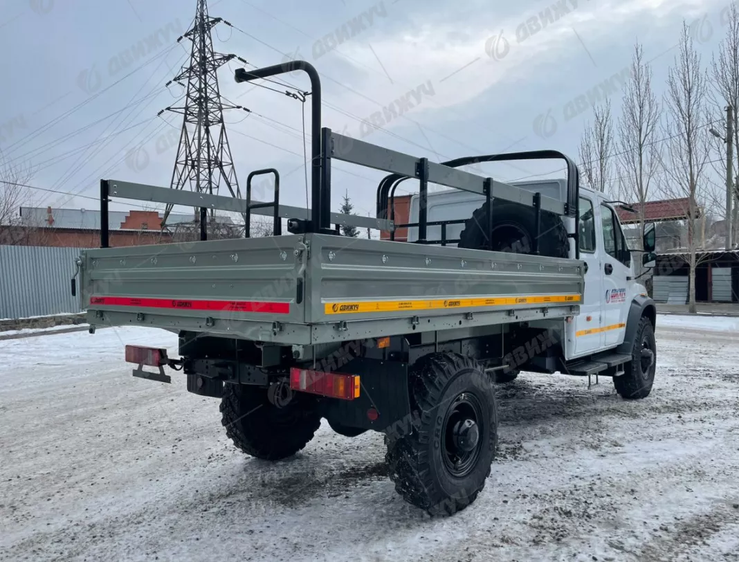 Автомобиль бортовой Садко NEXT 