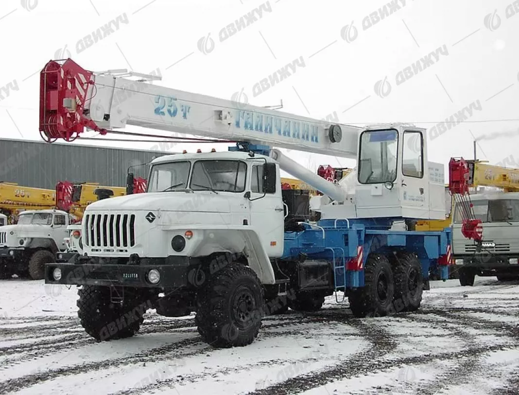Автокран Галичанин КС-55713-3 на шасси Урал 4320