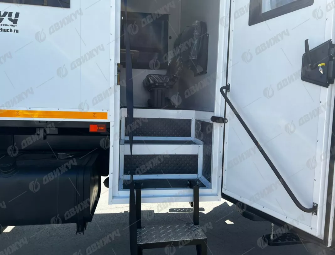 ГПА на шасси Урал Next 4320-72E5 с КМУ AMCO VEBA 808N