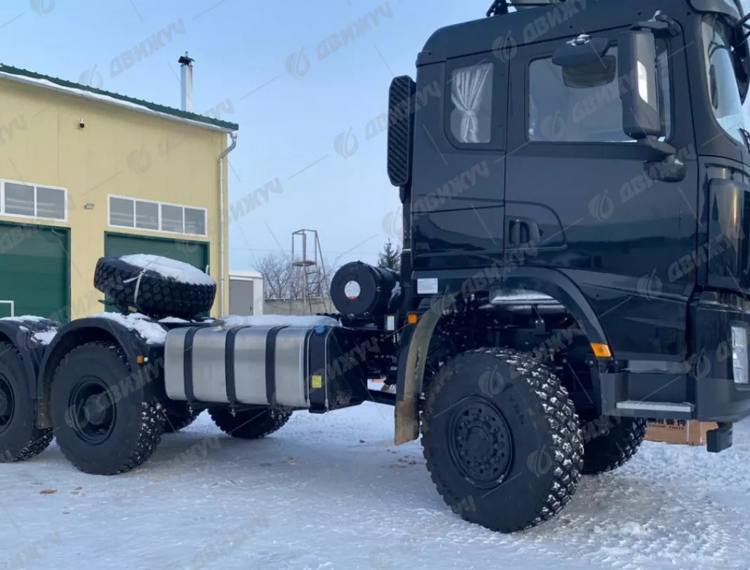 Тягач Shacman X3000 6х6 (SX42586W385C)