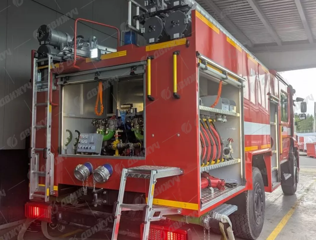 Автоцистерна пожарная АЦ-5,0-70 на шасси Камаз 53605